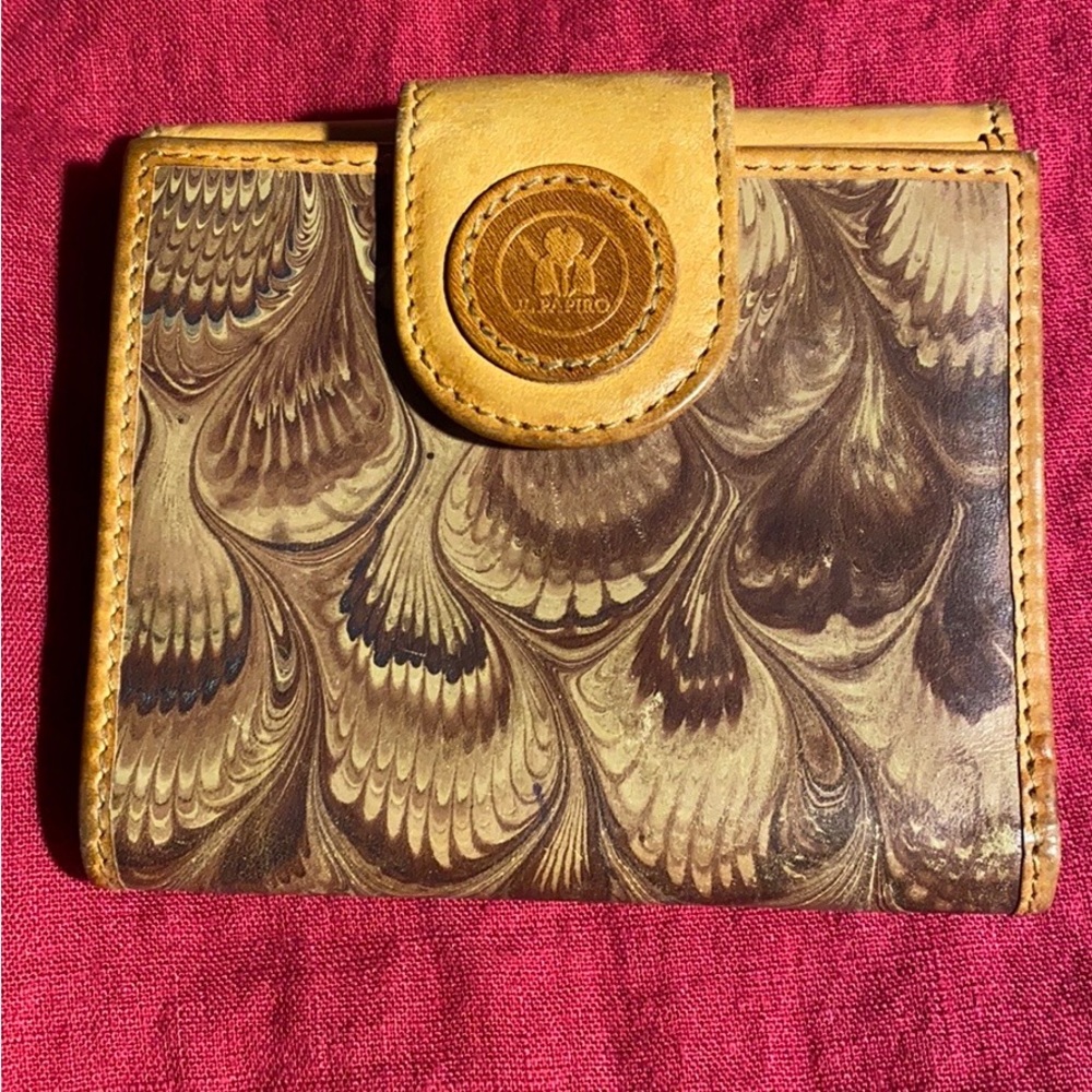 Woman’s Wallet